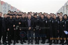 首都机场   安检员